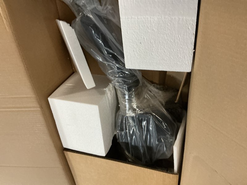 Condition photo showing New/Like New for class 3 trailer hitch, 2" receiver tow hitch, fits jeep grand cherokee (excluding srt/srt8/trackhawk/diesel) 2011-2021 & grand cherokee wk 2022. heavy duty tow hook black matte.13065 grand cherokee 11-21 & wk 22