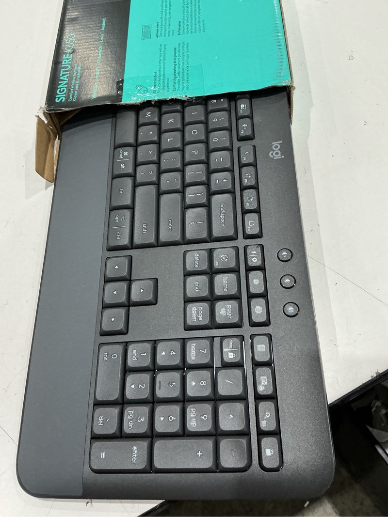 Condition photo showing Good Condition for logitech signature k650 comfort full-size wireless keyboard with wrist rest, ble bluetooth or logi bolt usb receiver, deep-cushioned keys, numpad, compatible with most os/pc/window/mac - graphite keyboard graphite