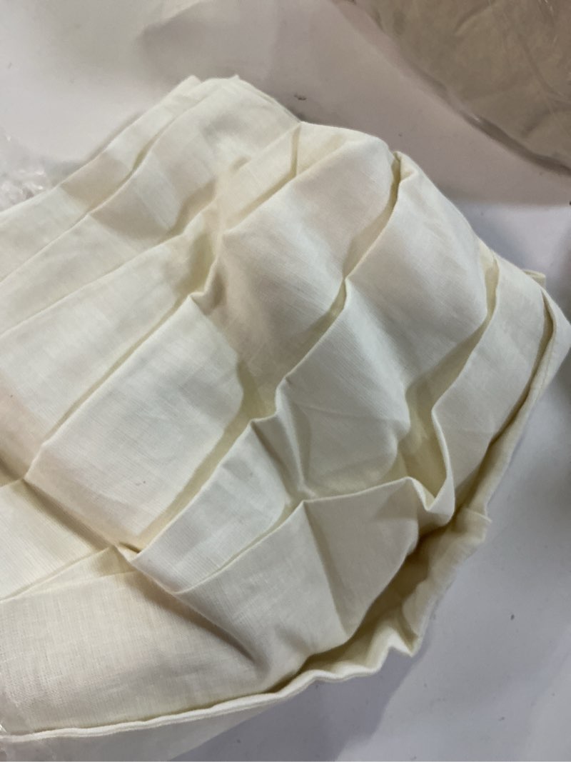 Condition photo showing Good Condition for european linen curtain - single panel, 48x96, ivory