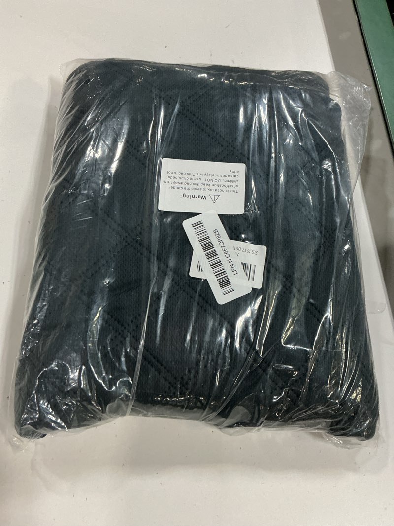 Condition photo showing New/Like New for hexagon washable liner for small animal playpen, portable reusable guinea pig playpen pad hamster cage pee pad super absorbent indoor waterproof anti-slip for rabbit bunny (dark grey -47inch) dark grey hexagon-47'