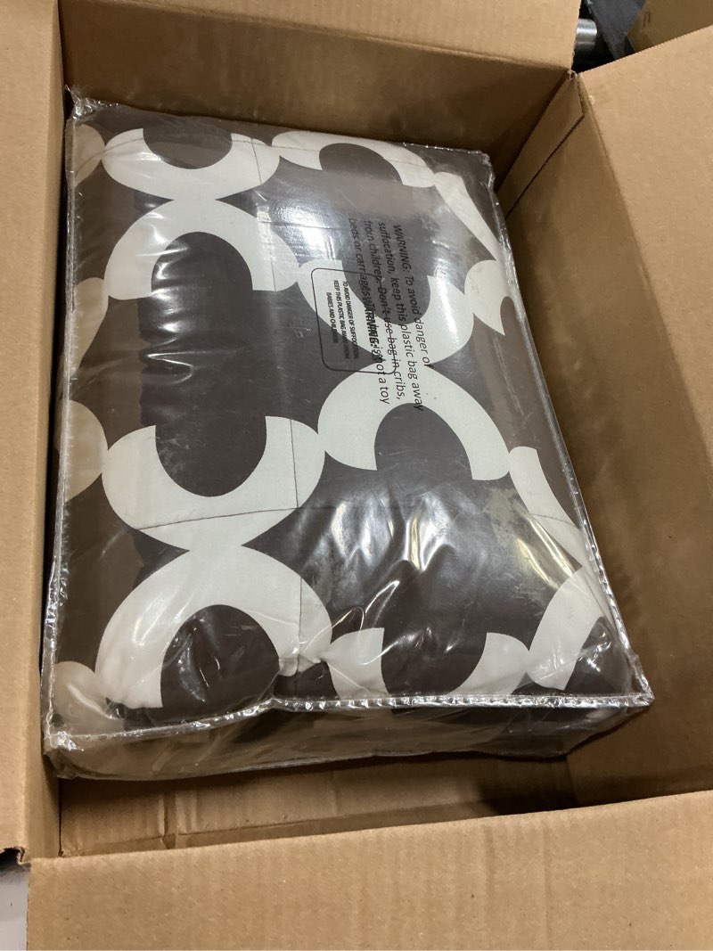 Condition photo showing Good Condition for downluxe printed queen comforter set - brown queen/full comforter, soft bedding sets for all seasons -3 pieces - 1 comforter (88\"x92\") and 2 pillow shams(20\"x26\")