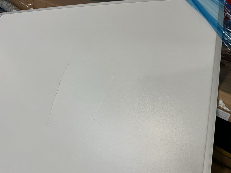 https://lotting-media.assets.bidfta.com/lotting_457ba506-6553-459b-9dee-2b46fb84806d