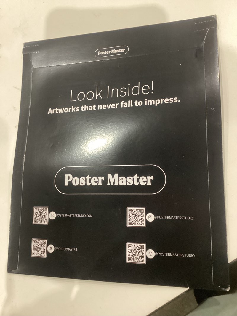 Condition photo showing New/Like New for Poster Master Vintage Renard the Fox Print - Retro Fox Portrait Poster - Minimal Art - Great Gift for Animal Lovers - Decor for Living Room, Office, Bedroom - 11x14 UNFRAMED Wall Art Unframed 11"L x 14"W Style-11