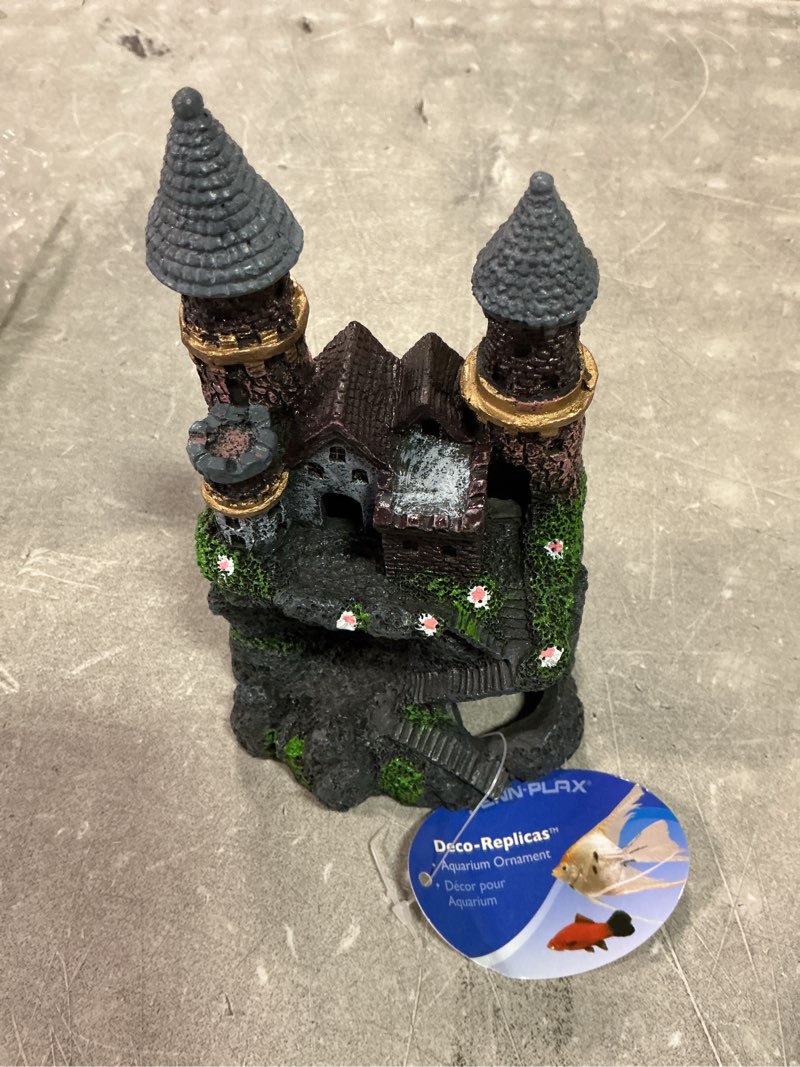 Condition photo showing New/Like New for Penn-Plax Age-of-Magic Enchanted Castle Aquarium Decoration – Small Resin