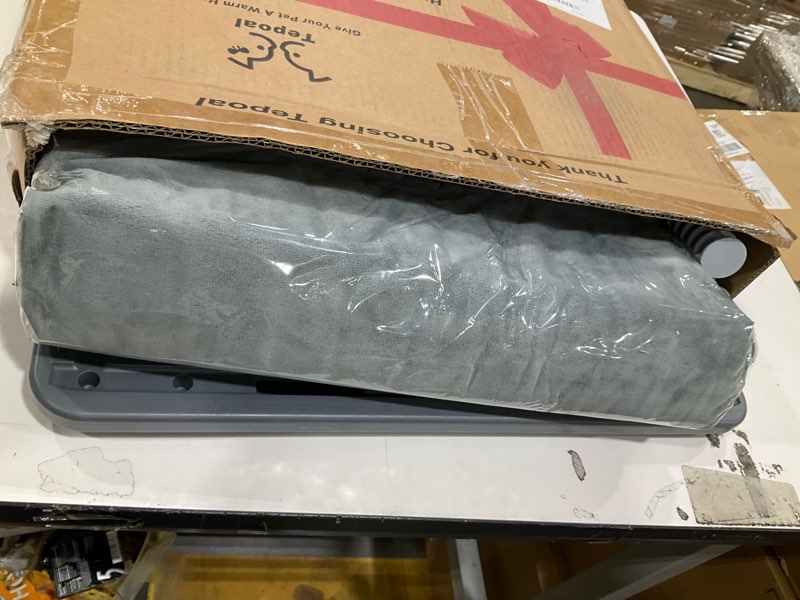 Condition photo showing Good Condition for Indestructible Heated Cat House for Outside - Extramely Waterproof & Weatherproof Heated Outdoor Cat House with Escape Door for Winter, Insulated Feral Cat Shelter for Barns Strays, 17.7x17x17.5 in Green - 17.7x17x17.5 In