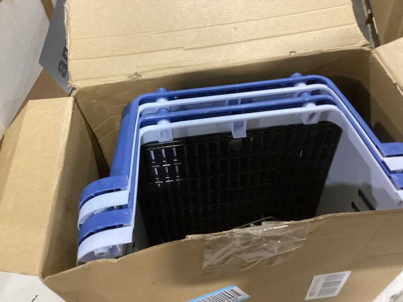 Condition photo showing Good Condition for Maxdot 2 Set Travel Pet Carrier Hard-Sided Plastic Dog and Cat Kennel with Wire Door and Cooling Pad Fully Breathable Easy to Install Pet Carrier for Traveling Hiking Camping Veterinary Visits