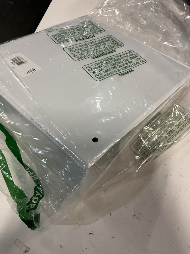 Condition photo showing Good Condition for Avery Heavy-Duty View 3 Ring Binder, 3" One Touch EZD Rings, 670-Sheet Capacity, 3.5 Inch Wide Spine, Great for Home, School Supplies, Office, or Organization Needs, 1 White Binder (79193) 3" 1 Pack Binder