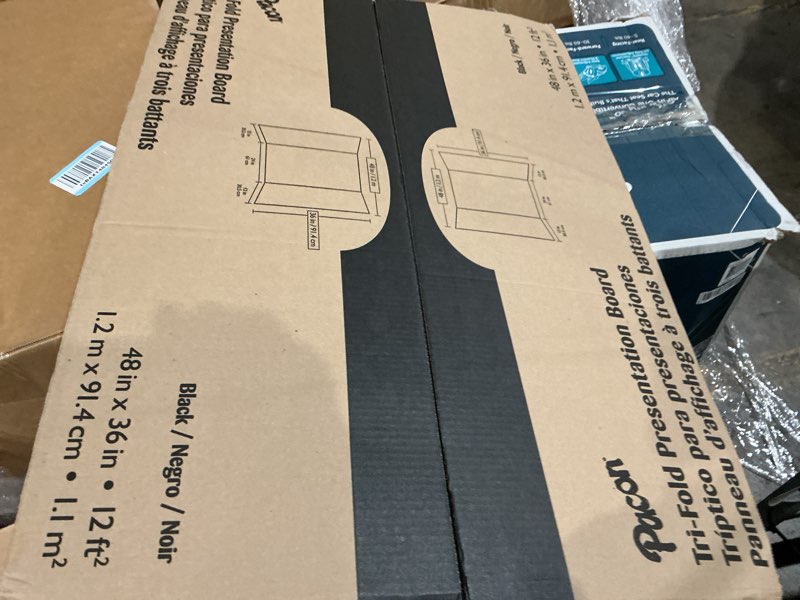 Condition photo showing Good Condition for spotlight display board - 48 x 36 inches - 1 ply black