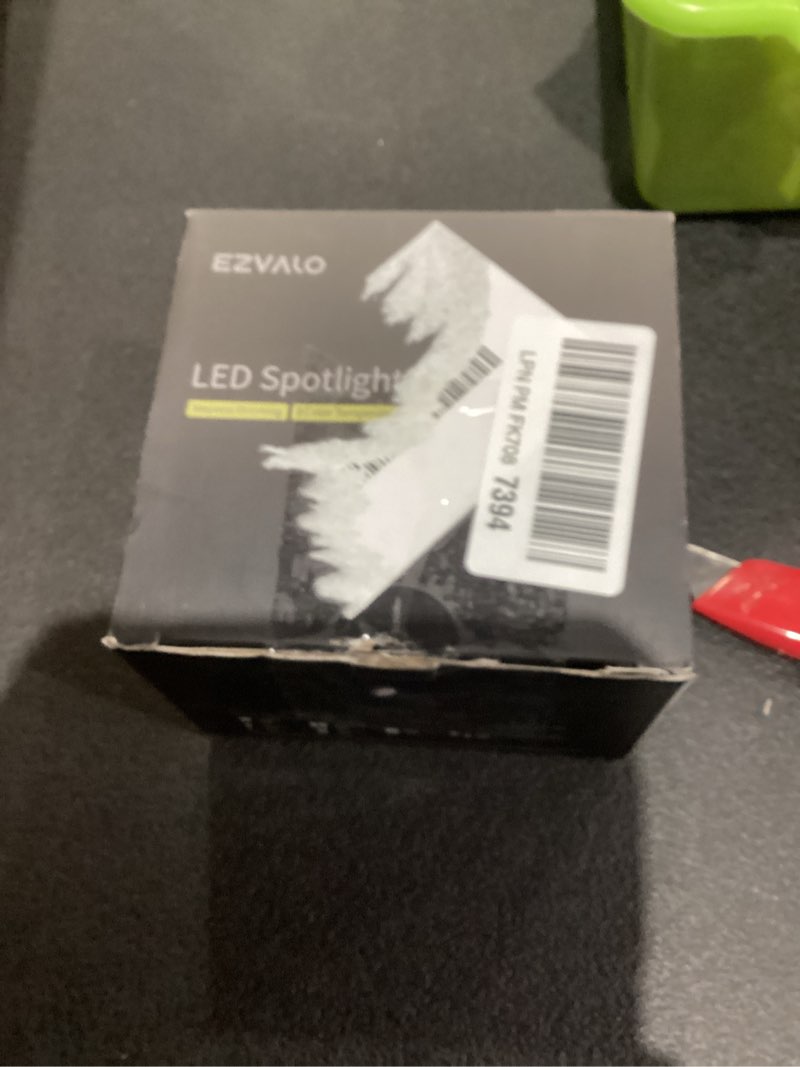 Condition photo showing Good Condition for EZVALO Spot Lights Indoor,5500mAh Rechargeable Picture Lights with Remote,Wireless Mini Art Accent Spot Lights with Timer?Dimmable, 3CCT, Uplights Indoor for Plants,Display,Artwork(2Pack-White) White 2Pack
