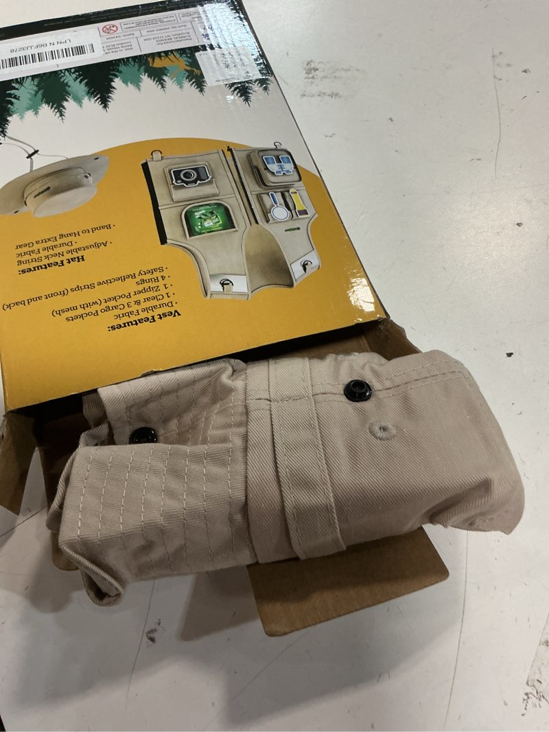 Condition photo showing Good Condition for kids explorer vest and hat costume - backyard safari cargo vest kid outdoor activity - gifts for young kids, boys and girls ages 3-6