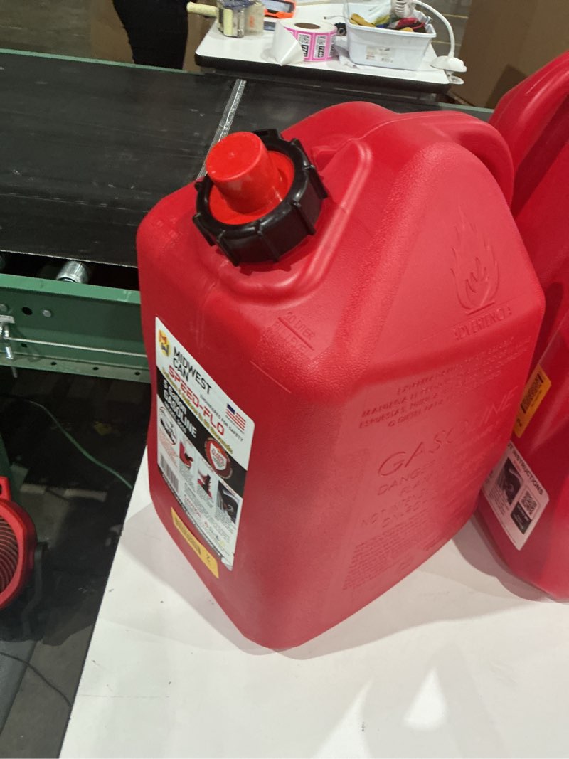 Condition photo showing Good Condition for midwest can 5-gallon plastic gasoline can