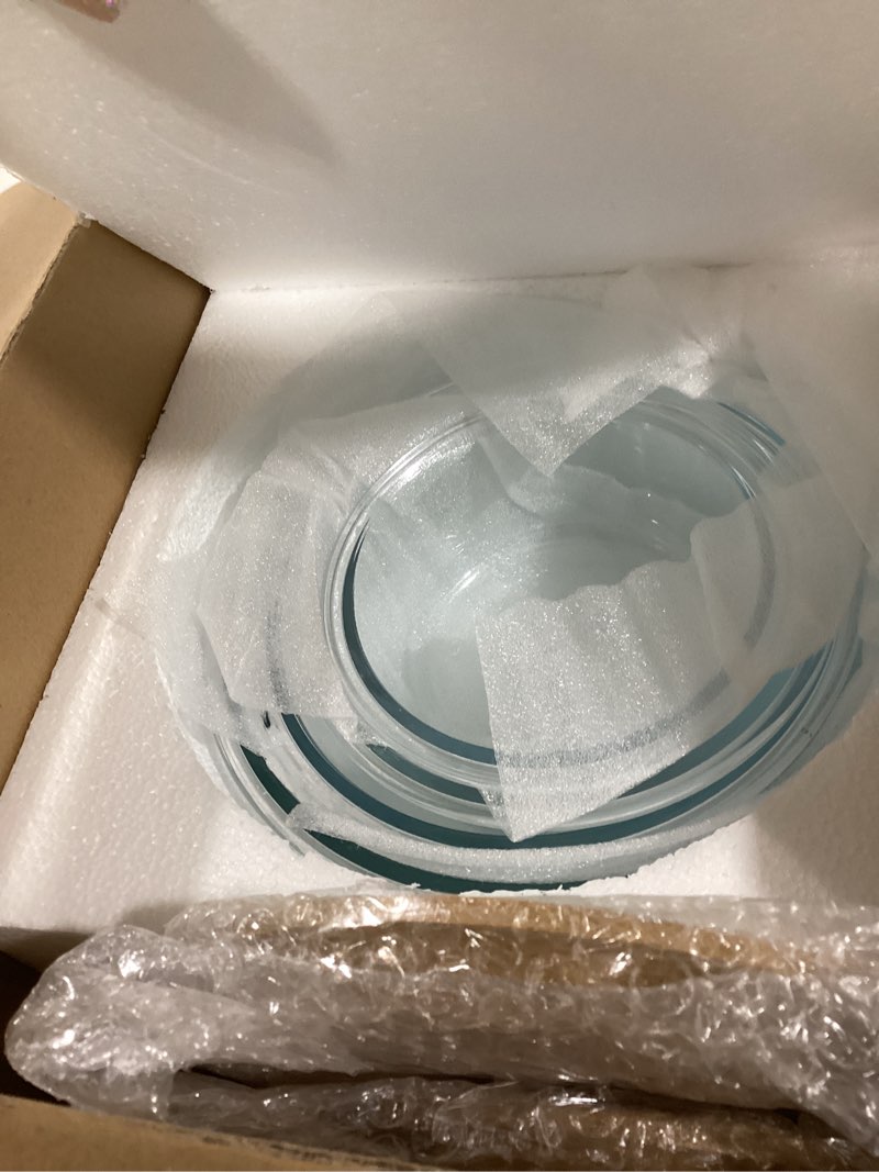 Condition photo showing Good Condition for blushtier 4 pack 44/32/ 21/14 oz borosilicate glass food containers with bamboo lids, stackable glass bowls for meal prep & lunch, microwave, freezer and dishwasher safe 44/ 32/ 21/ 14 oz