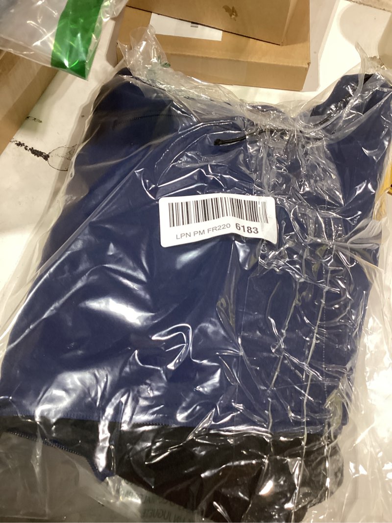 Condition photo showing Good Condition for XinYangNi Men's Lightweight Softshell Golf Running Vest Outerwear Zip Up Fleece Lined Windproof Sleeveless Jacket for Hiking Blue X-Large