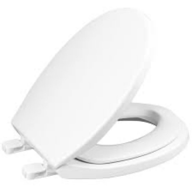 Assorted toilets seats and lips 
