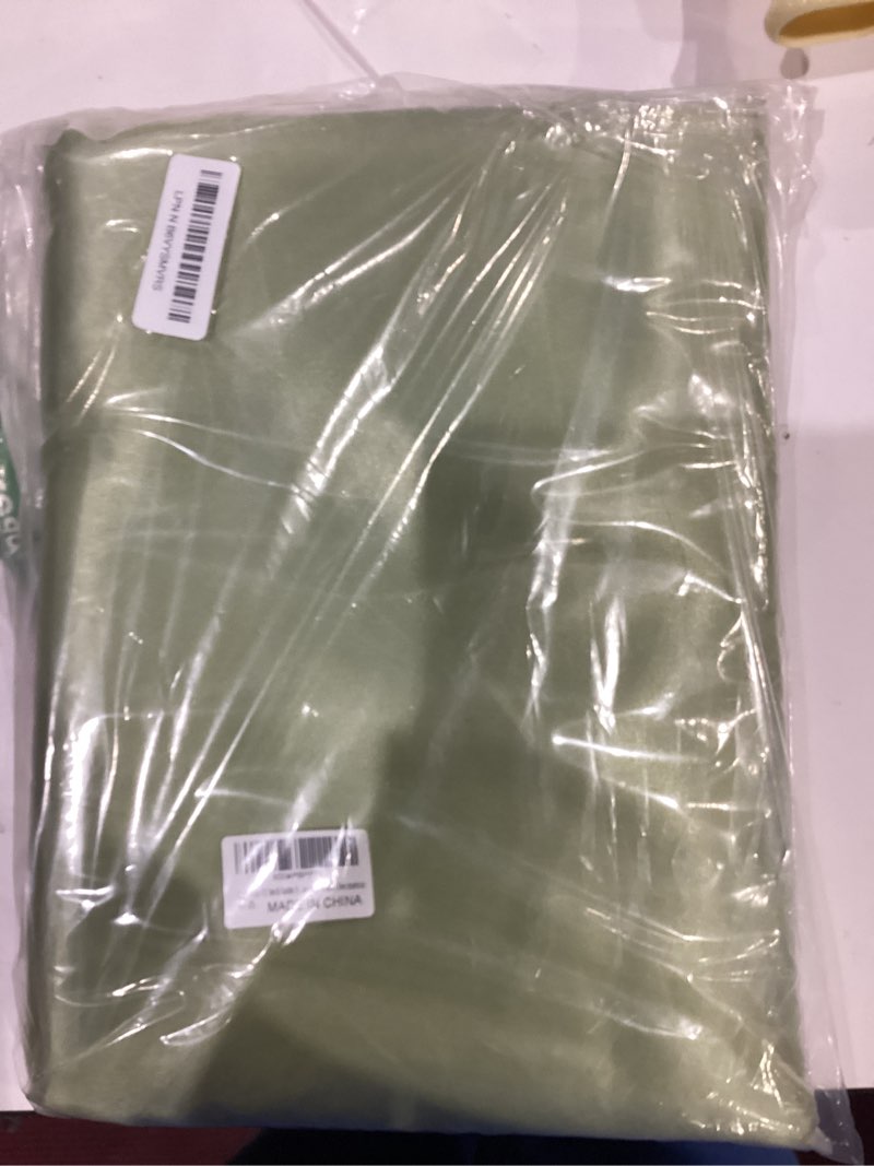 Condition photo showing As Is for 72 Inch Satin Square Tablecloth Overlay, 6 Pcs Sage Green Square Tablecloth Cover, Wrinkle-Free Table Cover, Stain-Resistant Fabric for Party, Wedding, Banquet Table Decoration Sage Green 6