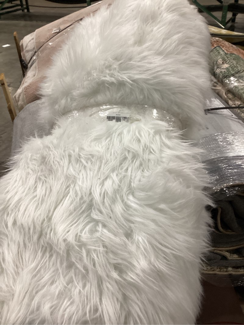 Condition photo showing Good Condition for latepis 5x7 area rugs white furry faux sheepskin rug washable fluffy fur rug for living room non-slip plush shaggy rugs for bedroom entertainment room luxury home décor 5' x 7' (rectangular) white