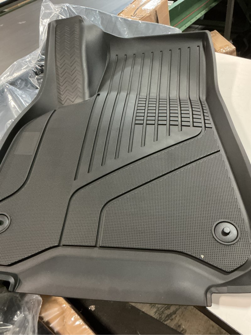 Condition photo showing New/Like New for (2025 trickened   Floor Mats Fit for 2023 Tesla Model Y New Generation Full Set Black Floor Mat