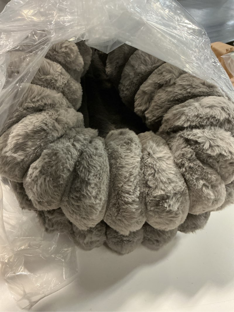 Condition photo showing Good Condition for BALANCE Luxury Donut Dog Bed, 30 Inches Round Dog Bed Medium Size Dogs Washable, Orthopedic Calming Dogs Bed for Pets with Anti-Slip Bottom, Gray 30.0"L x 30.0"W x 7.0"Th Gray