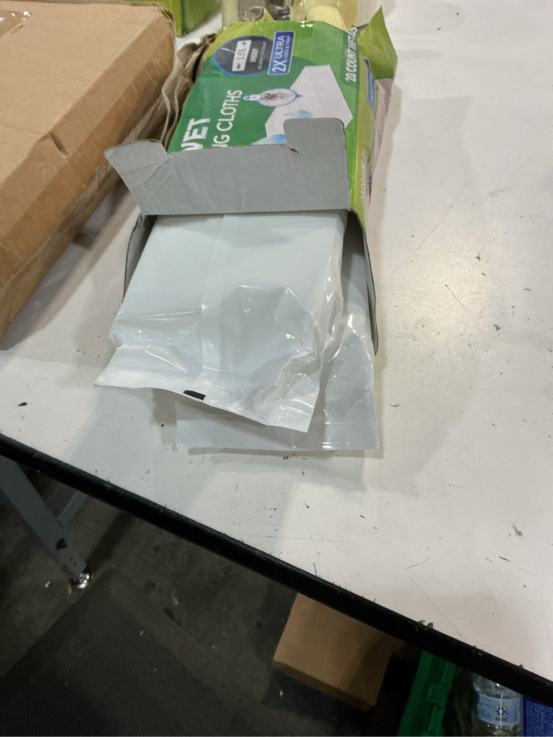 Condition photo showing Good Condition for 20 count xl wet pads refills for swiffer sweeper xl mop, disposable x-large wet mopping cloths, extra large size pads refill for multi-surface floor cleaning (mop not included)
