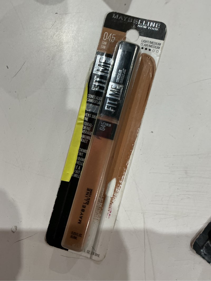 Condition photo showing Good Condition for  fit me concealer, tan (bronzed) shade