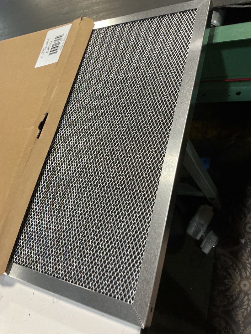 Condition photo showing Good Condition for 20x22x1 electrostatic air filter, merv 8, washable, reusable furnace ac/hvac filter, energy saving, easy to clean, long-lasting by lifesupplyusa 1-pack 22.3" x 20" x 1"