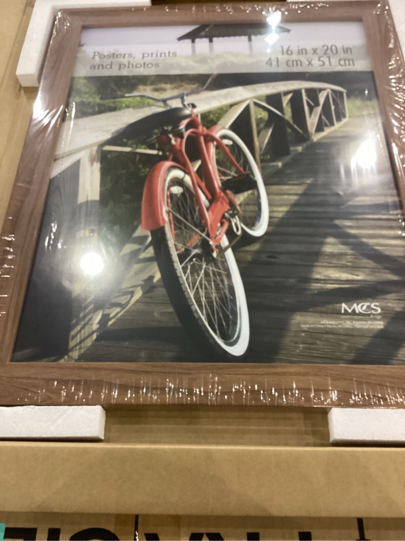 mcs 16x20 inch museum poster frame, medium oak woodgrain 68860
