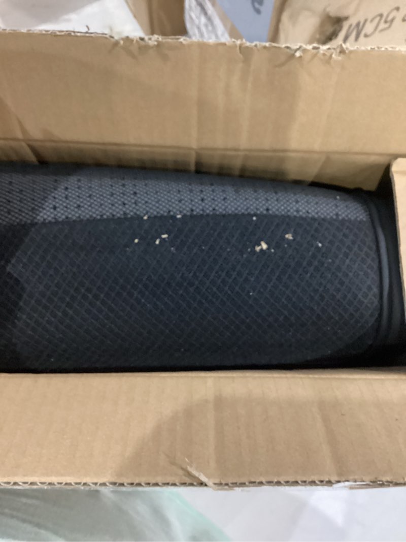 Condition photo showing Good Condition for Skechers Men’s Seat Covers, Air-Cooled Memory Foam Car Seat Covers Front Seats, Airbag Compatible,Universal Fit for Most Cars, SUVs, Vans and Trucks,Black Black/Black Two Front