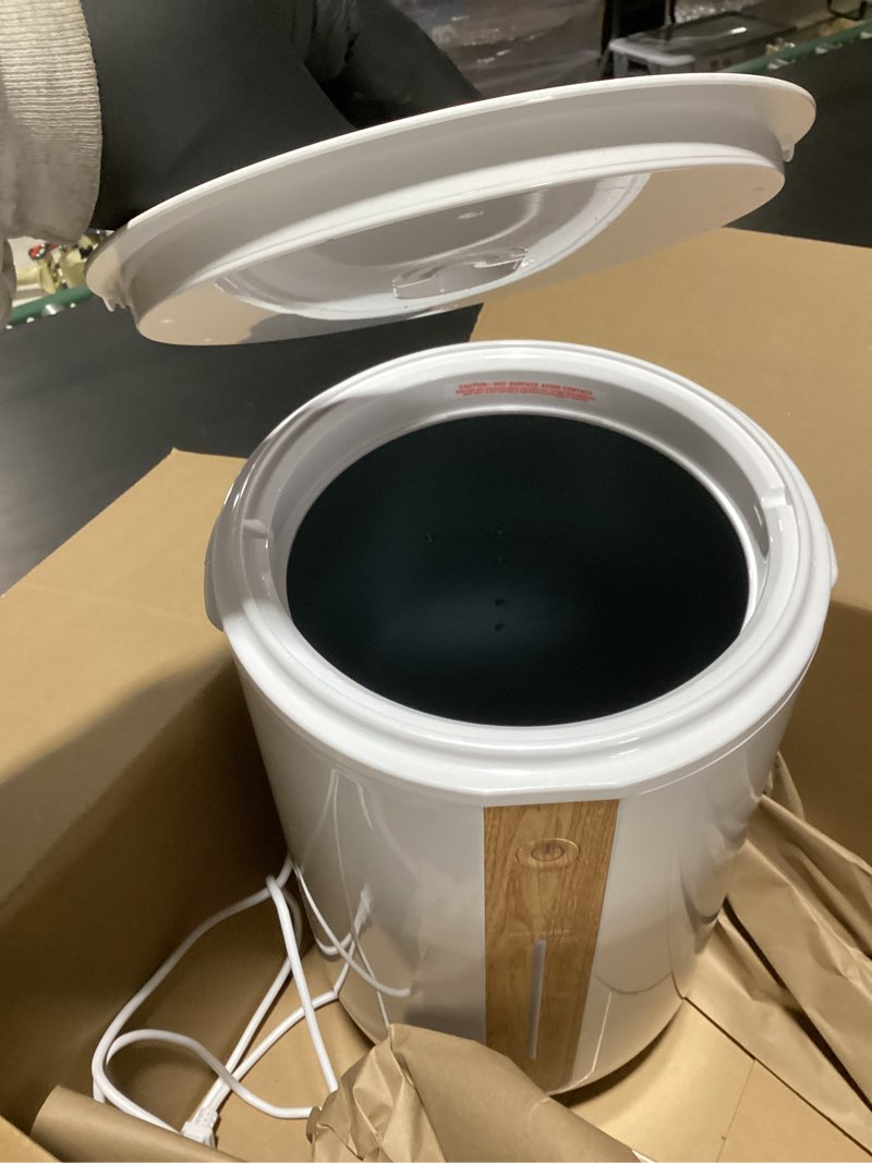 Condition photo showing Good Condition for Keenray Towel Warmer for Bathroom, Towel warmer bucket with Heating Progress Bar, Fragrance Disc Holder, Leather handle, Auto Shut-off Towel Bucket Fits Up to Two 40" x 70" Towels, Bathrobes, Blankets White/Wood 18L