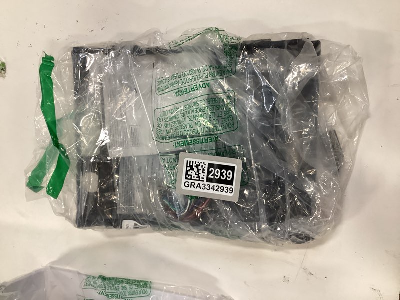 https://lotting-media.assets.bidfta.com/lotting_45ecc18d-eb65-4a50-8976-de3fcd402668