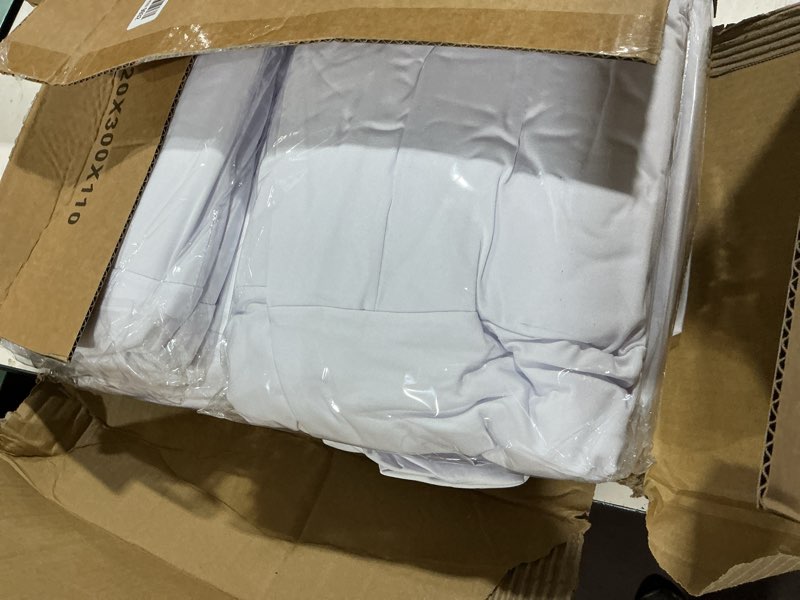 Condition photo showing Good Condition for fitted table cloth round cover 4ft-spandex elastic table covers 6 pack 48 inch-white small stretch folding tablecloth for weddings banquets restaurant event parties vendor stand tables white 48" round | 6 pack