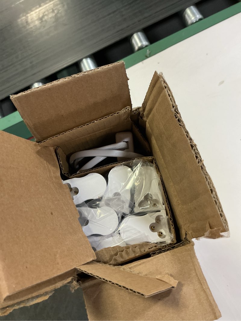 Condition photo showing Good Condition for Ensenior 6-Pack T5 LED Shop Lights, 4FT 2000LM 6500K Super Bright White Integrated Single Fixture, 20W Linkable Utility Commercial Lighting for Gym/Garage/Ceiling/Under Cabinet, Plug & Play 4 FEET 6