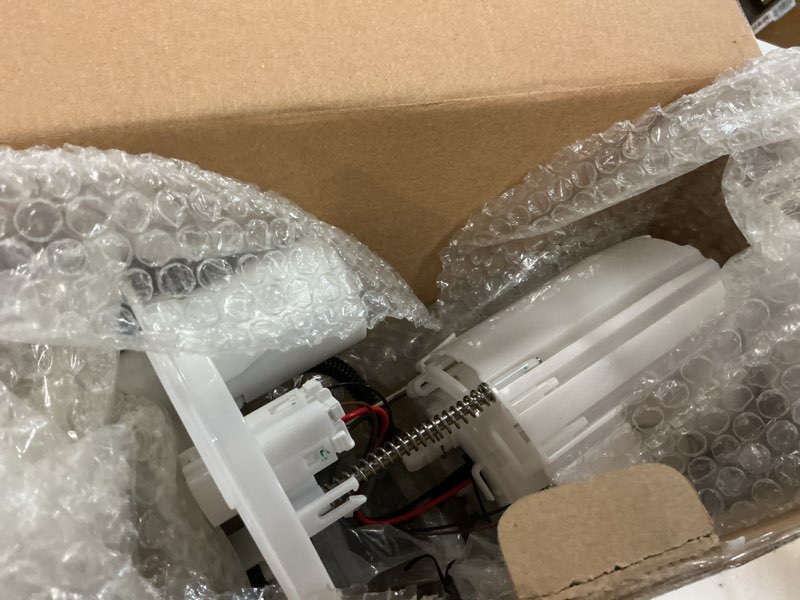 Condition photo showing Good Condition for 31110-f3500 fuel pump module assembly fits for 2017-2019 elantra 2.0l, fits for 2019 forte 2.0l, replace oe 31110-f3500 31110f3500 fg2329 oe:31110-f3500 for elantra/forte/kona 2.0l
