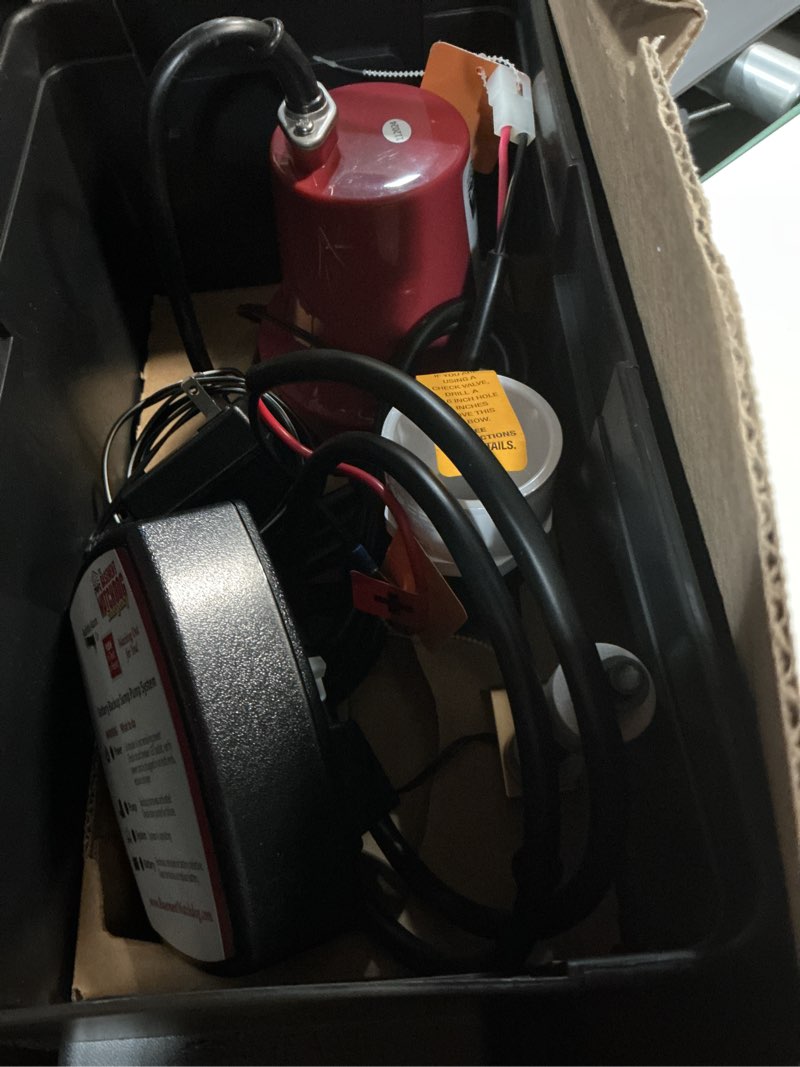 Condition photo showing Good Condition for the basement watchdog 1/4 hp 2,000 gph thermoplastic dual reed switch battery backup sump pump