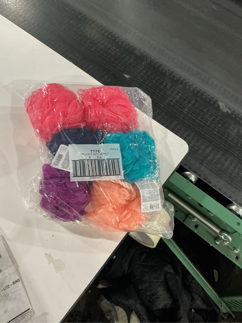 Condition photo showing New/Like New for 6pcs Freeman Bath Sponge, Rich Lather, Gentle Exfoliation, For A Full Body Clean, Shower Loofah For Men & Women, Safe for Sensitive Skin, Cruelty-Free Bath Accessory Assorted Colors,