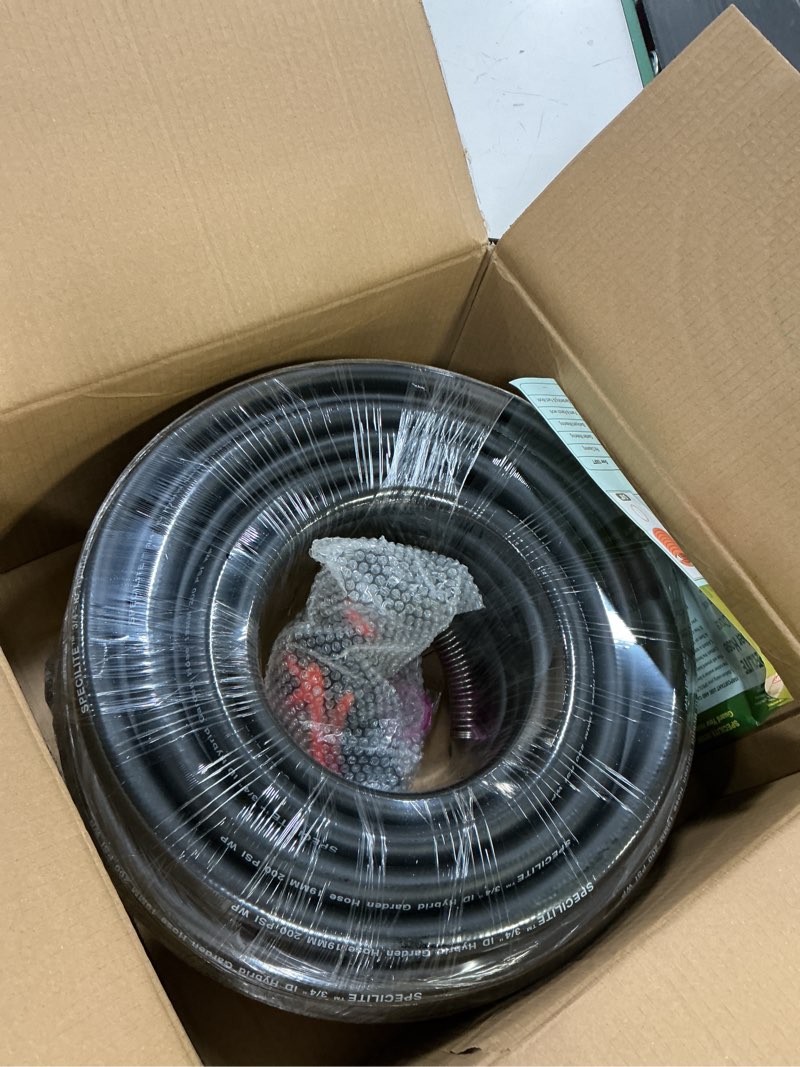 Condition photo showing New/Like New for SPECILITE Garden Water Hose 25 ft x 3/4 in Heavy Duty, Flexible and Lightweight, Burst 600 psi, Kink-less Hybrid Rubber Pipe for Backyard, 3/4'' Brass Fittings, Black Black×3/4“ 25FT