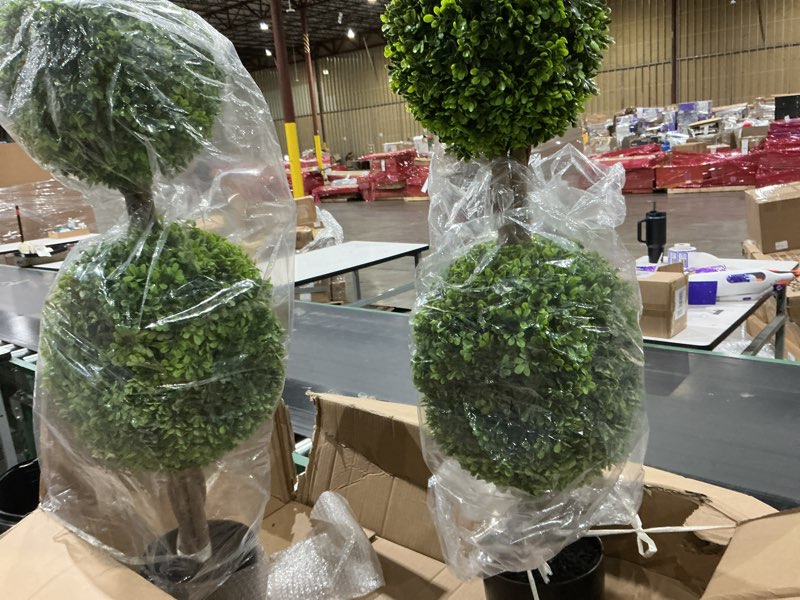 Condition photo showing Good Condition for lifelike indoor&outdoor use 3ft boxwood double ball topiary trees faux topiary tree for porch,home,garden decor(set of 2) 3' boxwood