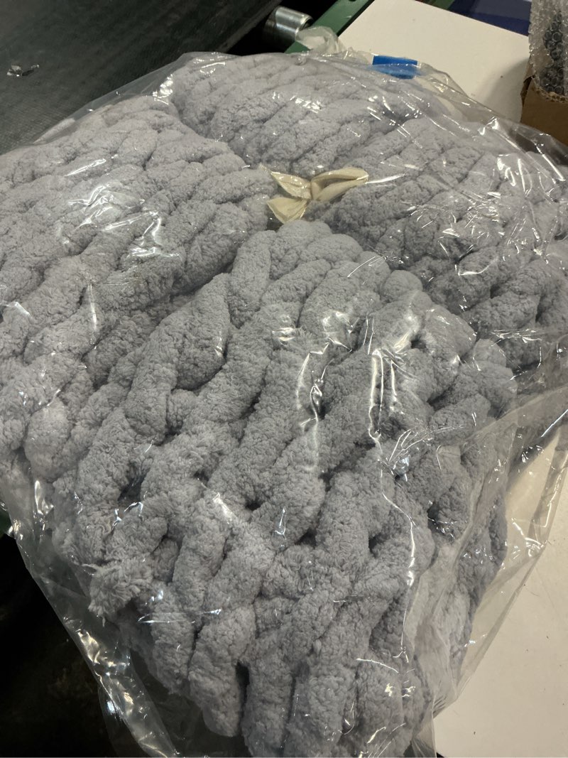 Condition photo showing Good Condition for l'agraty chunky knit blanket throw - soft chunky throw blanket 50''x60'': 100% hand kintted chenile crochet throw blanket for couch - large cable knit chunky blanket for home decor(grey) grey 50"x60"