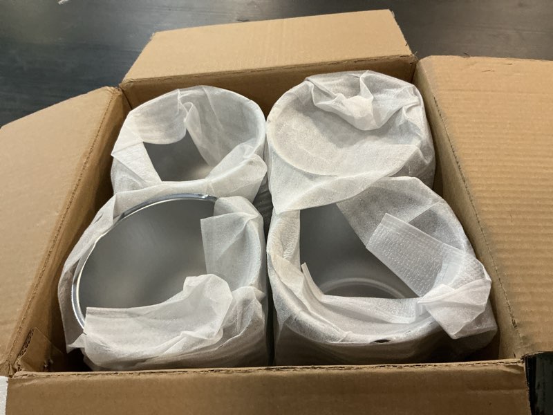 Condition photo showing Good Condition for 4pcs 4.88inch trailer wheel center caps fit 4.88" center bore | for truck suv rv wheels rims trailer carbon steel push through hub covers chrome silver 4.88" center hole, 4.8" height
