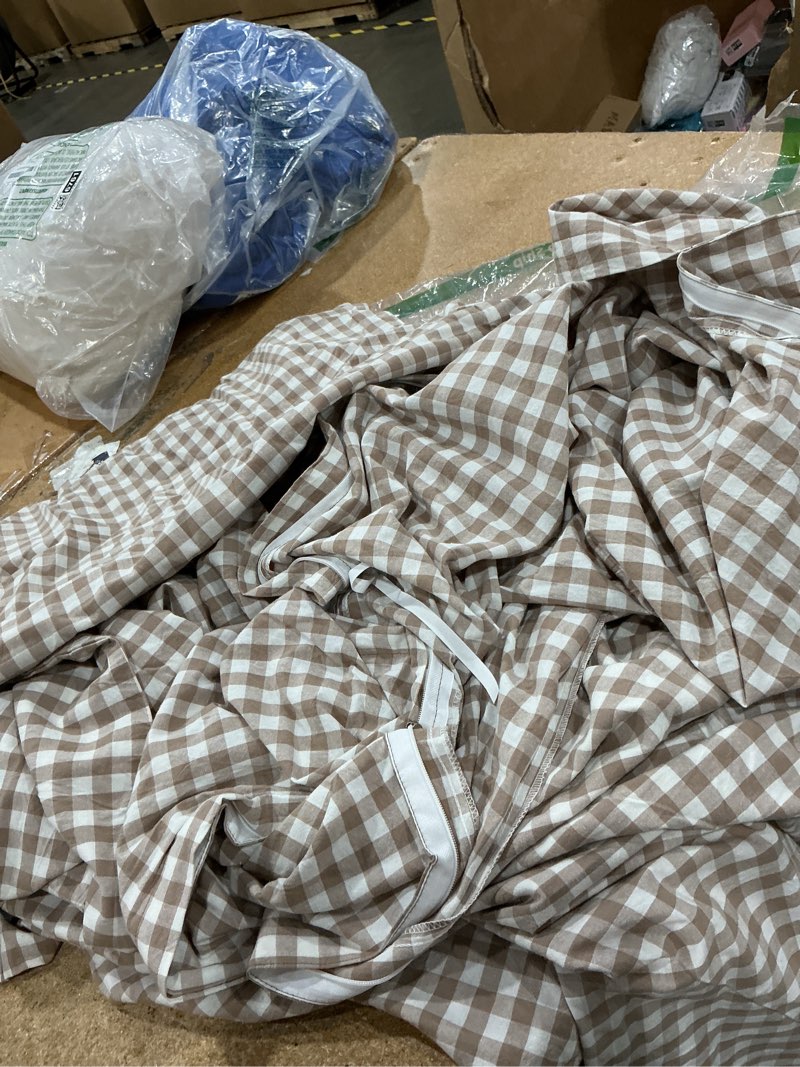 Condition photo showing Good Condition for jollyvogue brown gingham duvet cover king size, ultra soft brushed microfiber tan plaid duvet cover set, oeko-tex certified, breathable checkered bedding set (king 104"x90", no comforter) brown (no comforter) king (104" x 90")