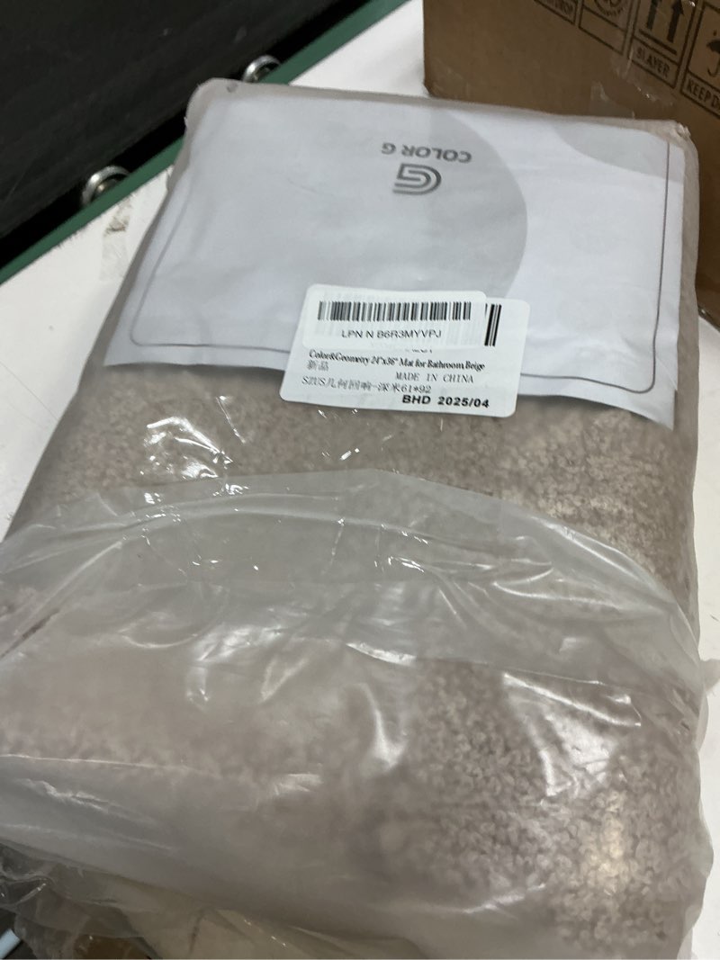 Condition photo showing Good Condition for color&geometry bathroom rugs 36"x24" non slip with rubber backing,absorbent washable bath mat quick dry bath mat for bathroom,soft bathmat microfiber plush carpet for bathtub and shower floor,tan khaki-square 24"x36"