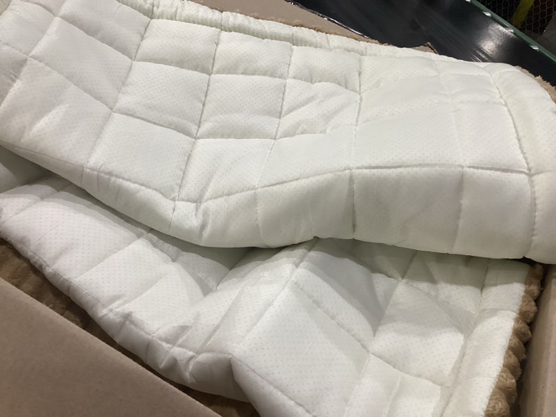 Condition photo showing Good Condition for large tan memory foam mat