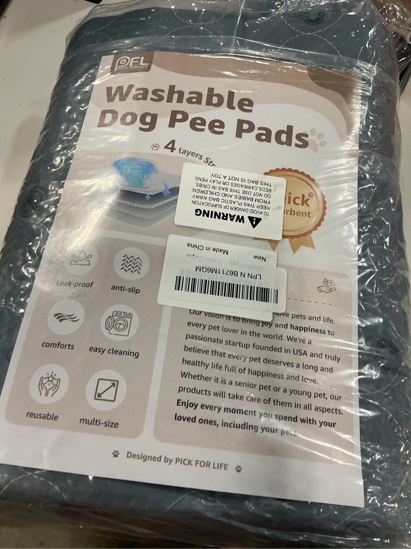 Condition photo showing New/Like New for 2pack puppy pads washable, 48x48 reusable pee pads for dogs, absorbent whelping pads waterproof dog rug non-slip protector for housbreaking,potty training,bed couch carpet 48x48" (pack of 2)