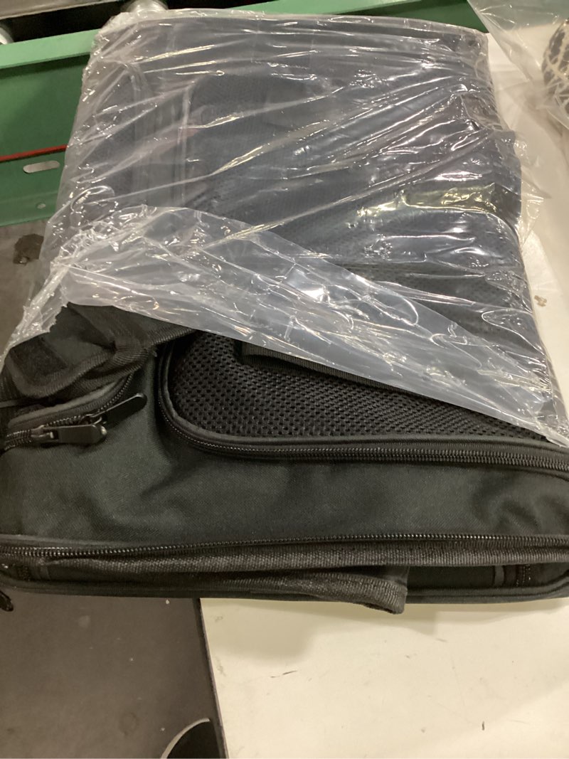Condition photo showing Good Condition for henkelion large soft sided cat and pet carrier for cats and puppies up to 25lbs - collapsible, waterproof travel carrier - black 20.0"l x 13.0"w x 13.0"h black