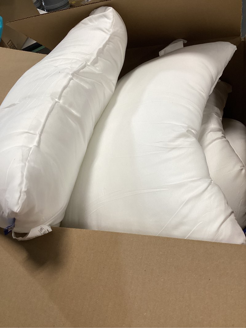 Condition photo showing Good Condition for miulee outdoor pillows pack of 4 18x18 inch outdoor pillow inserts waterproof decorative throw pillow inserts, square water resistant pillow for garden couch furniture