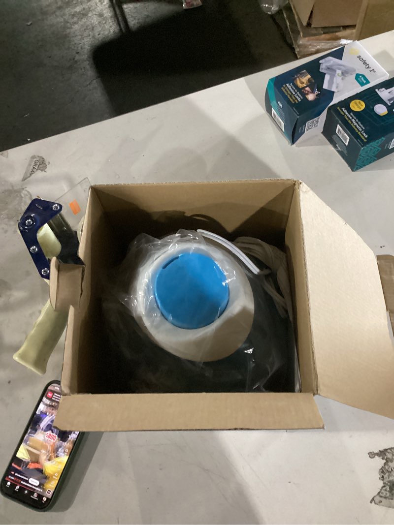 Condition photo showing Good Condition for safety 1st filter free cool mist humidifier, blue