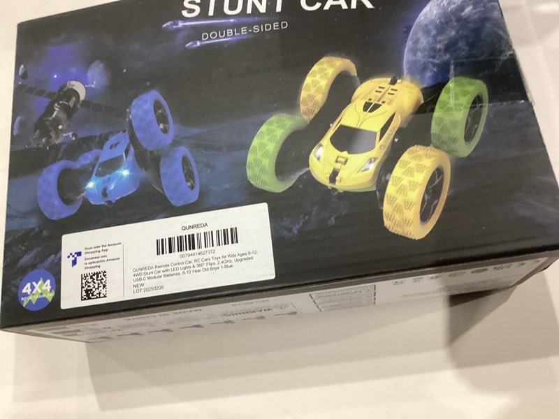 Condition photo showing New/Like New for Remote Control Car, RC Cars Toys for Kids Ages 6-12, 4WD Stunt Car with LED Lights & 360° Flips, 2.4GHz, Upgraded USB-C Modular Batteries, 8-10 Year Old Boys Birthday Gift 1-Blue