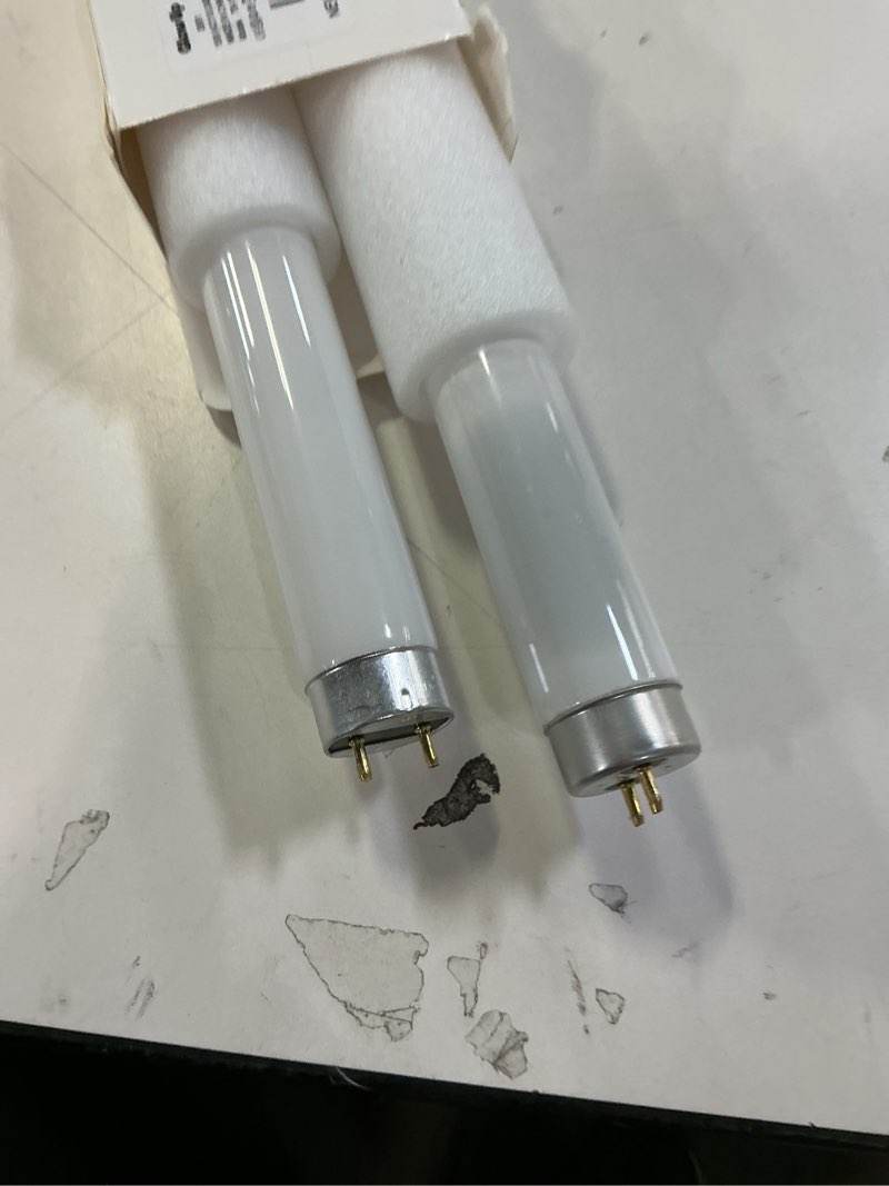 Condition photo showing New/Like New for GlowUp 18 Inch Reptile Light 15W T8 10.0 UVB 2-Pack, UVA UVB Fluorescent Desert Lamp Tube for Reptiles, Reptile Light Bulbs for Bearded Dragon, Tortoise, Chameleons, Lizards, Amphibian