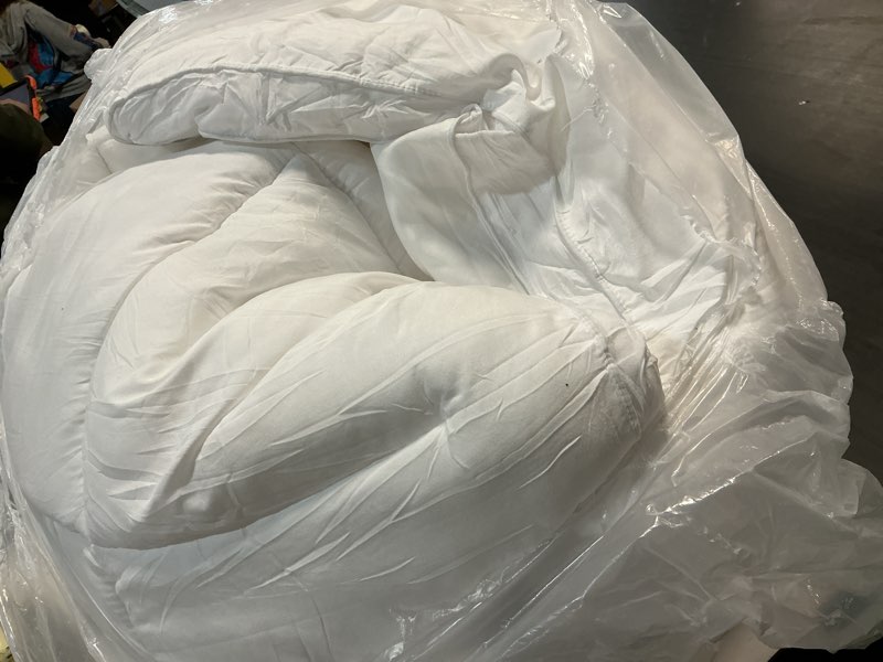 Condition photo showing As Is for Extra Thick Fitted Mattress Topper - Queen Size | Soft & Cooling Pillow Top Mattress Pad & Protector