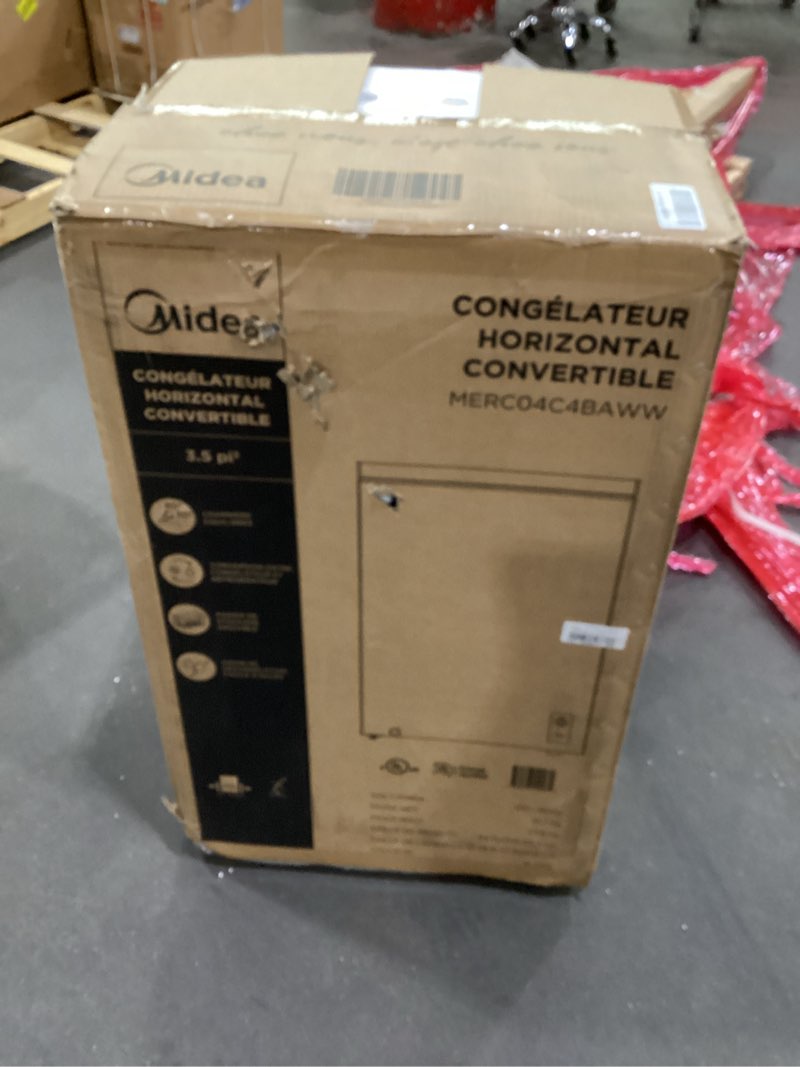 Midea MERC04C4BAWW 3.5 Cubic Feet Chest Freezer, Cu.ft-Convertible, White