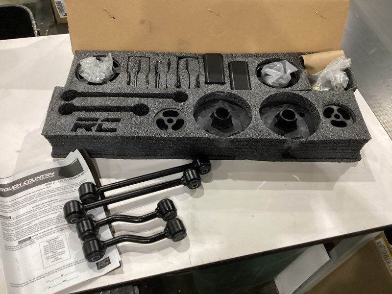 rough country 2.5" lift kit for 2018-2023 jeep wrangler jl - 67700